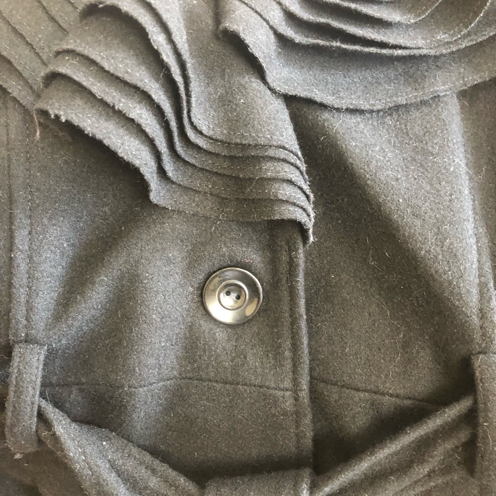 Candies ruffle collared coat Medium